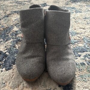 Dr. Scholl's Gray Wool Ankle Booties with Side Zip